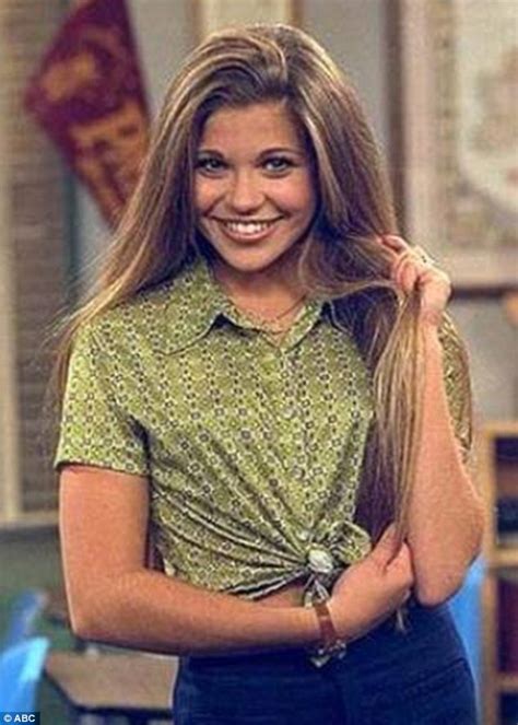 danielle fishel butt|Danielle Fishel is body confident in bikini on Hawaiian。